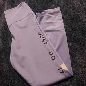 Nike leggings